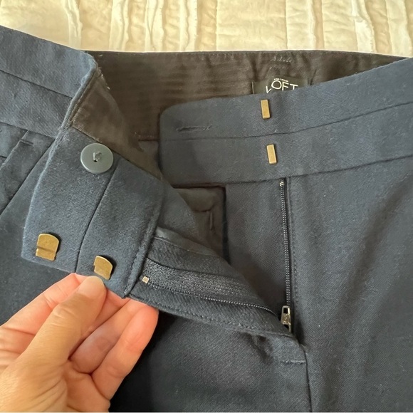 2/$30 Ann Taylor LOFT Navy Blue Julie Slacks Pants Wool Blend SZ 4 - Picture 3 of 16